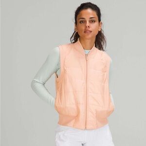 Lululemon Non-Stop Bomber Vest
Bleached Apricot SIZE 4